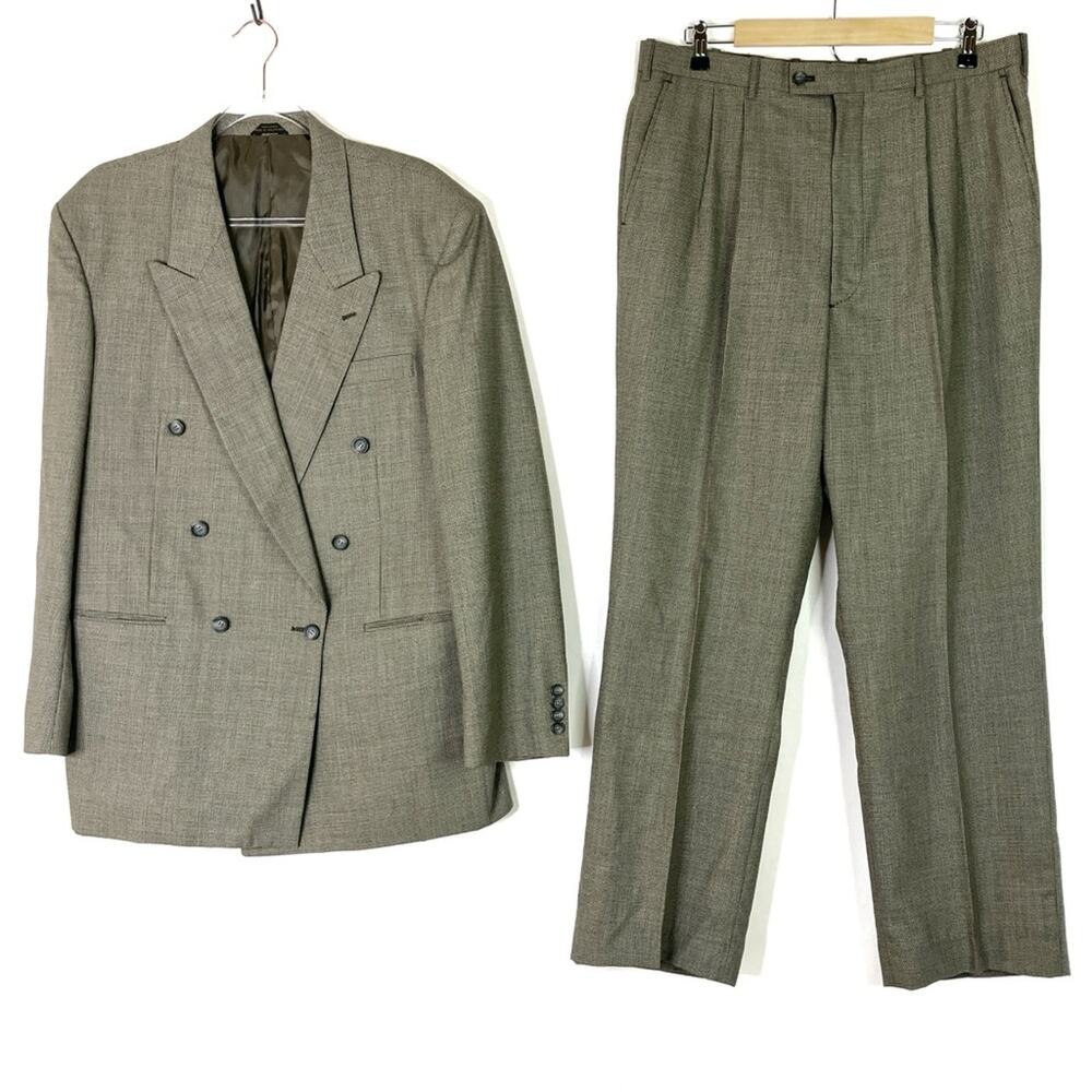 Vintage Men's Gray-Beige 100% Wool Suit- Jacket L42, Pants L36 Dry Clean